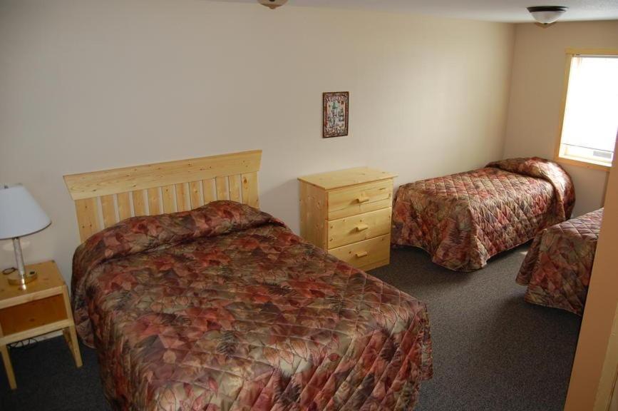 Canary Beach Resort Glenwood Extérieur photo